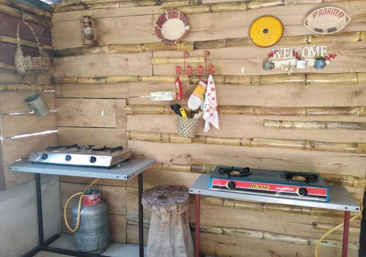 Hostal Familiar El Angel Panama B&B Pajonal Arriba エクステリア 写真